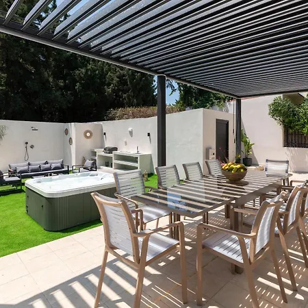 Diverso * Koskinou (Rhodes)